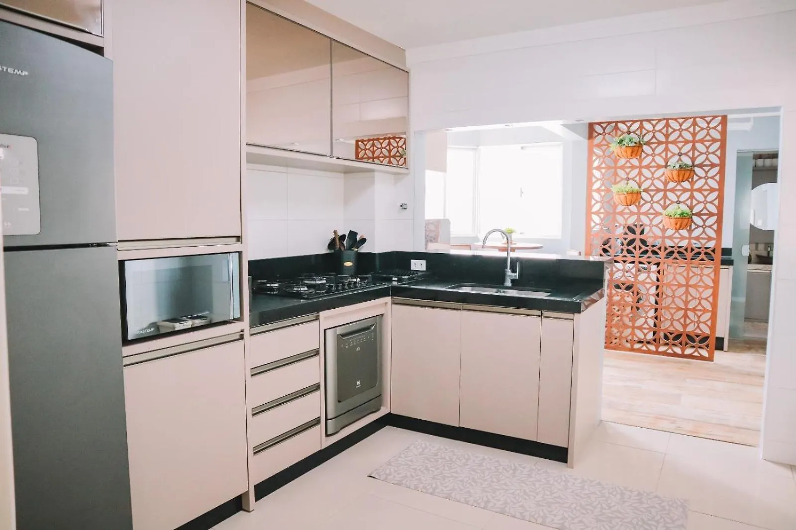 Apartamento Quadra Mar Centro Balneário Camboriú